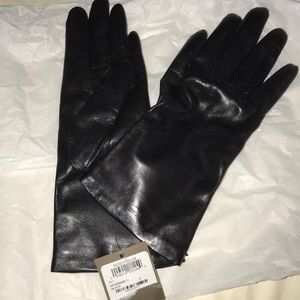 Black leather gloves, NWT SIZE 7